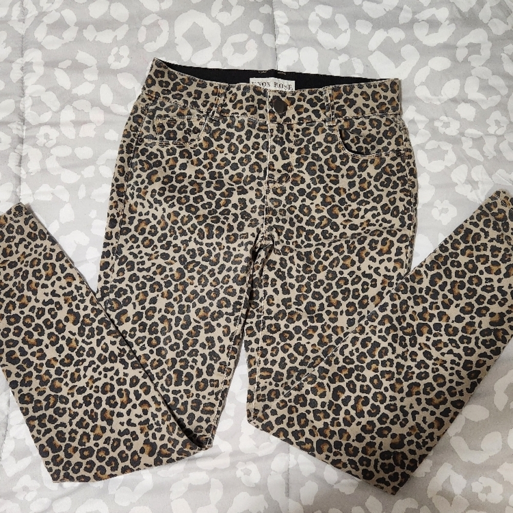 Leopard Print skinny Jeans